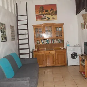 https://gite-le-colibri-chez-pascale-et-laurent-bungalow-cannelle.comcaribbean.com