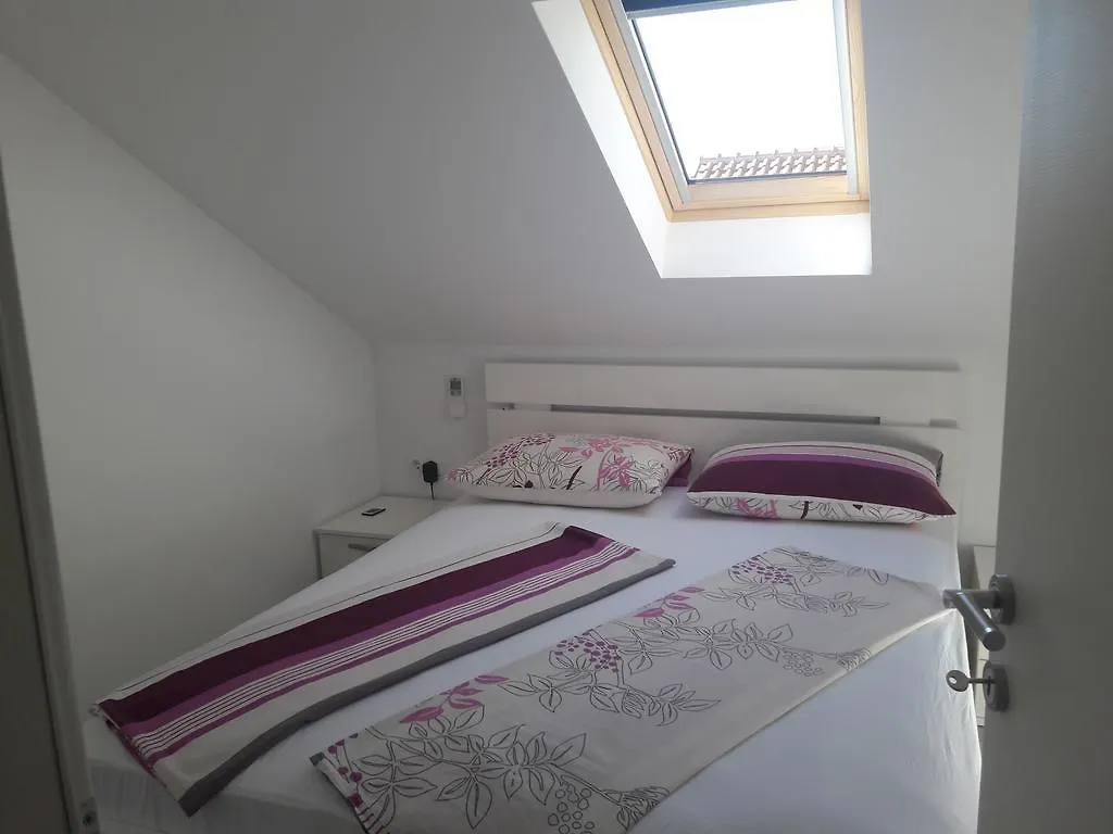 Villa Ferias Apartment Trogir