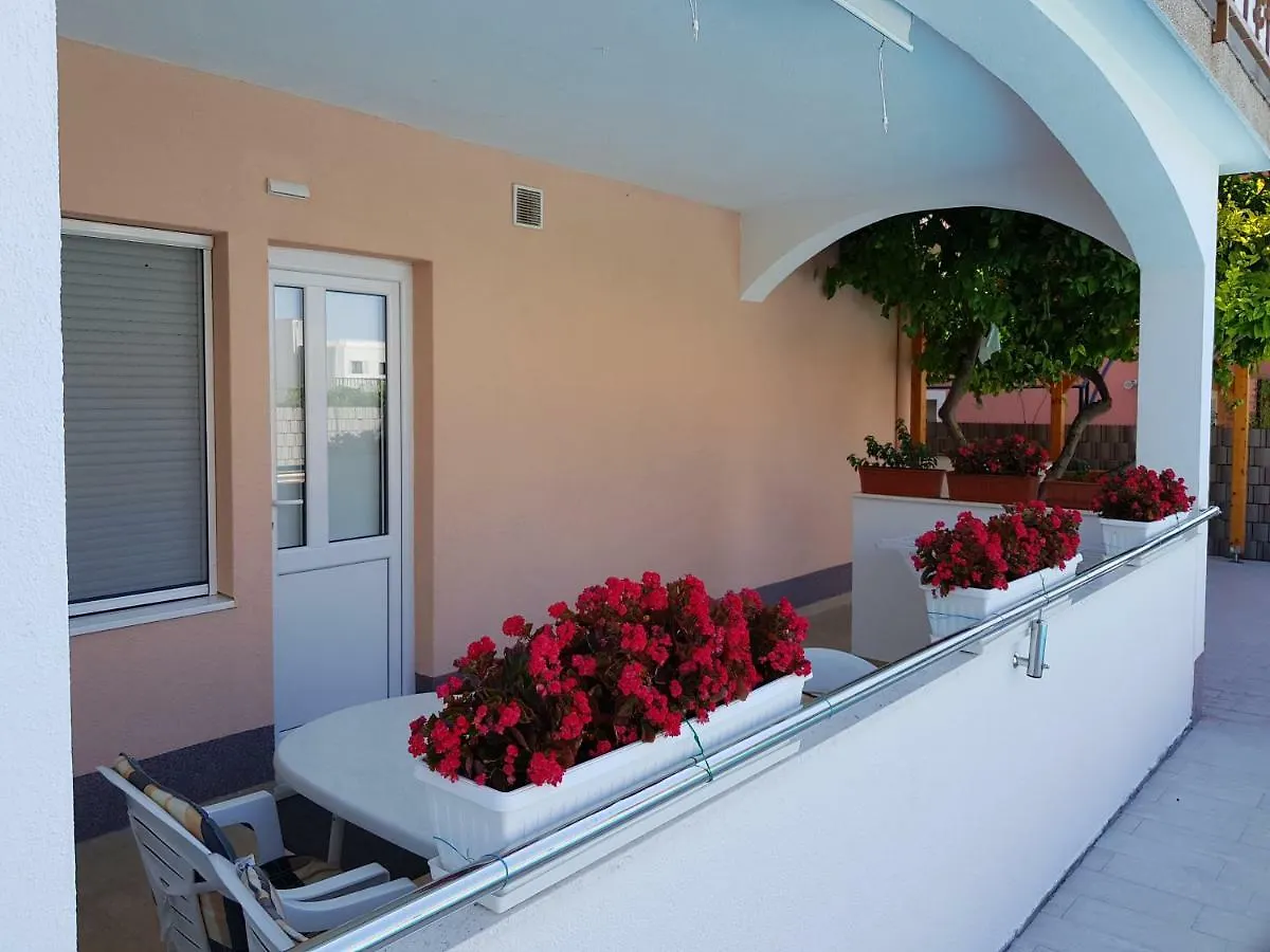 Villa Ferias 0*, Trogir